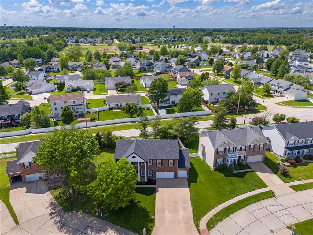 O'Fallon, Missouri 63366, United States, 4 Bedrooms Bedrooms, ,4 BathroomsBathrooms,Residential,Pending,133562