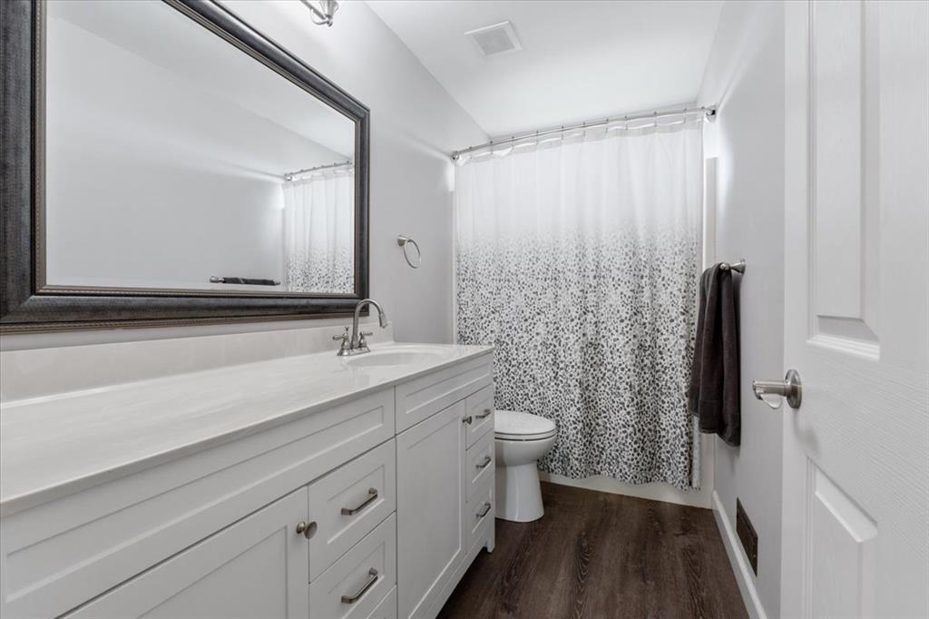 O'Fallon, Missouri 63366, United States, 4 Bedrooms Bedrooms, ,4 BathroomsBathrooms,Residential,Pending,133562