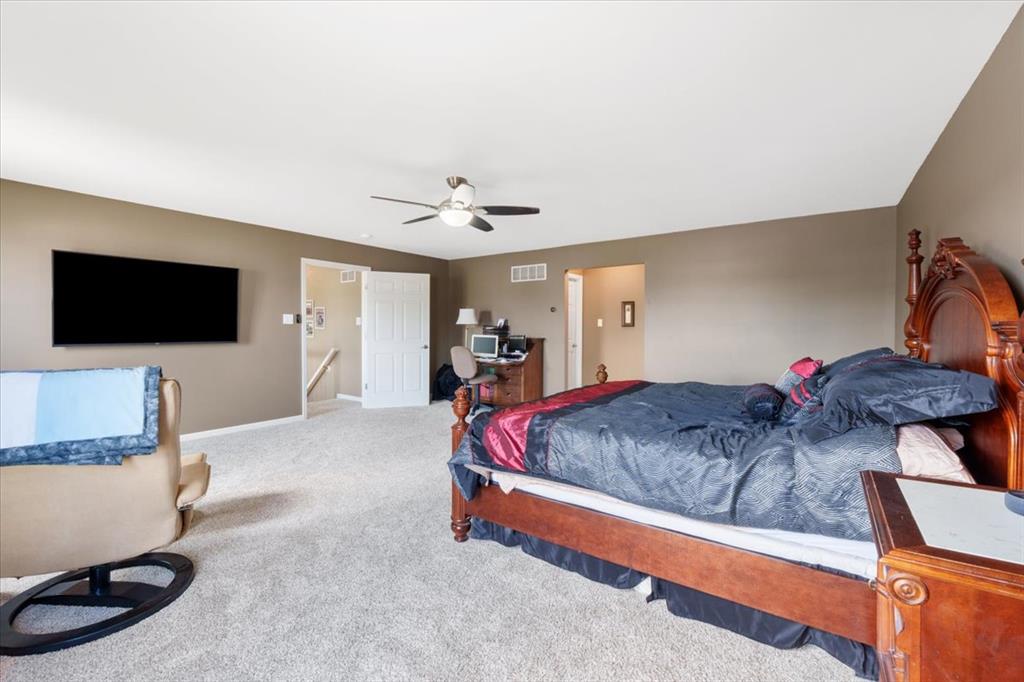 O'Fallon, Missouri 63366, United States, 4 Bedrooms Bedrooms, ,4 BathroomsBathrooms,Residential,Pending,133562