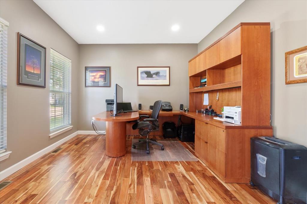 O'Fallon, Missouri 63366, United States, 4 Bedrooms Bedrooms, ,4 BathroomsBathrooms,Residential,Pending,133562