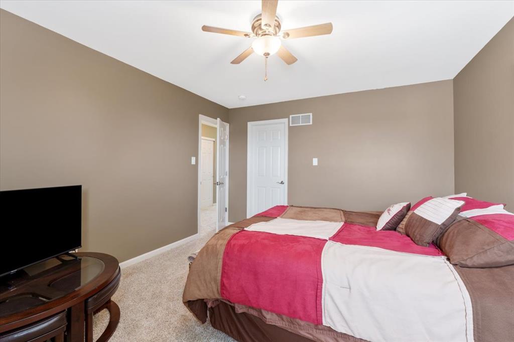 O'Fallon, Missouri 63366, United States, 4 Bedrooms Bedrooms, ,4 BathroomsBathrooms,Residential,Pending,133562