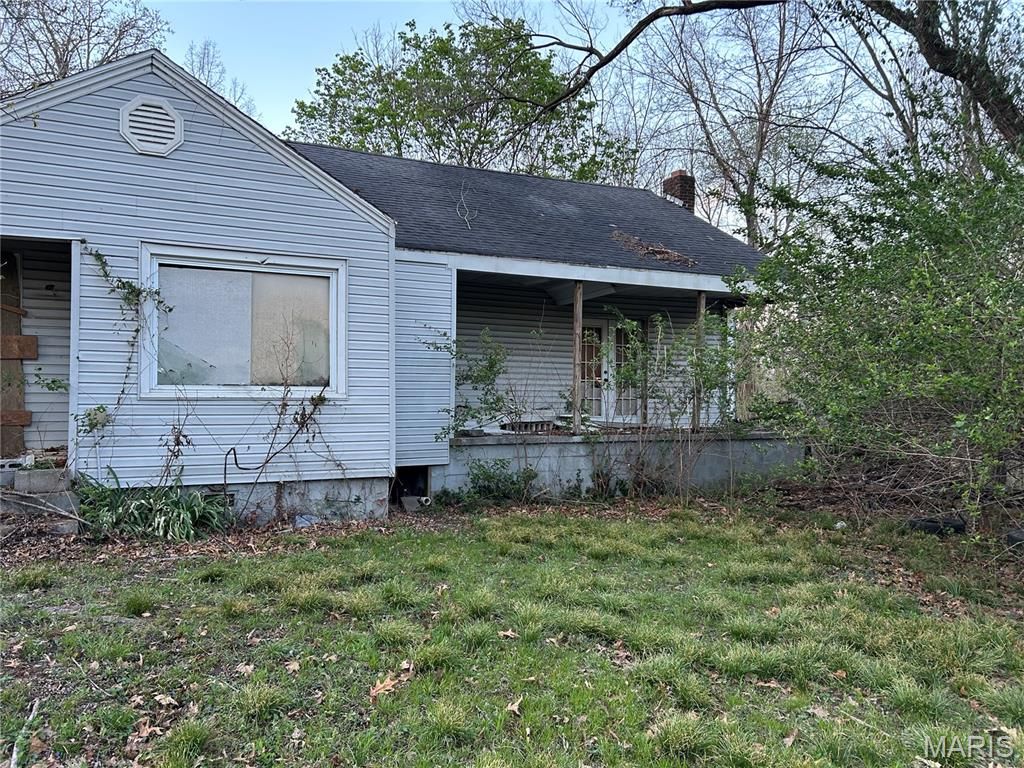 Photo of 253 Washington Court, Lebanon, MO 65536 (MLS # 26019619)