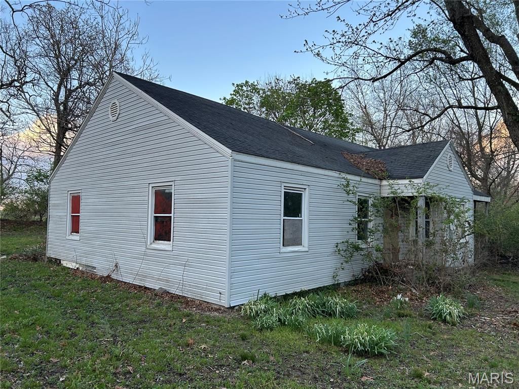 Photo of 253 Washington Court, Lebanon, MO 65536 (MLS # 26019619)