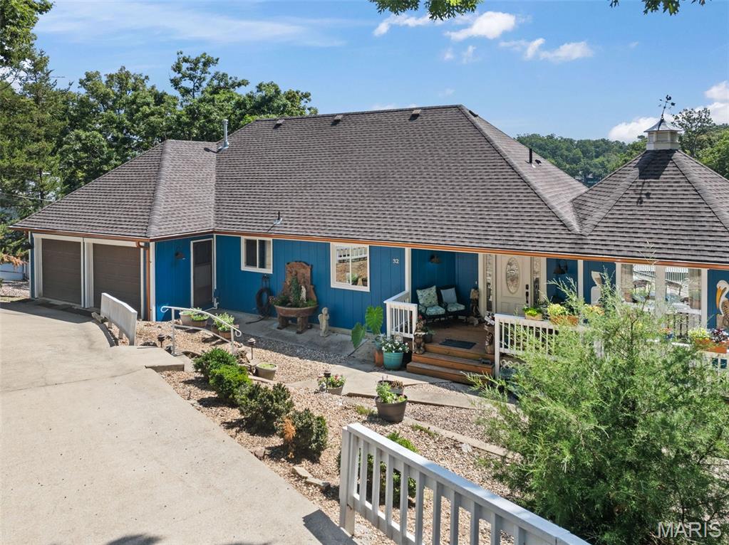 32 Scenic Circle
