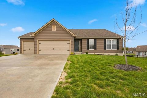 121 Yellowstone Drive Troy MO 63379