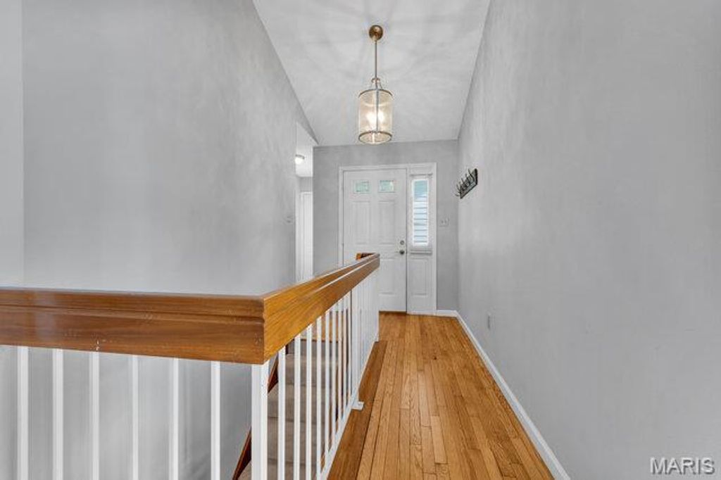 Photo of 1738 Highview Circle Court, Ballwin, MO 63021 (MLS # 26008966)