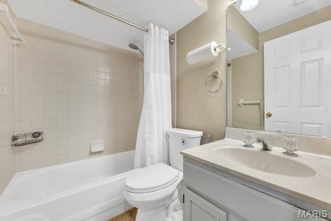 Tiny photo for 1738 Highview Circle Court, Ballwin, MO 63021 (MLS # 26008966)