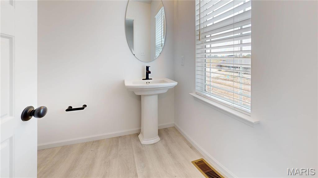 Majestic Lakes - Residential