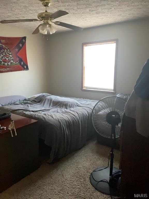 Howard Ln - Residential