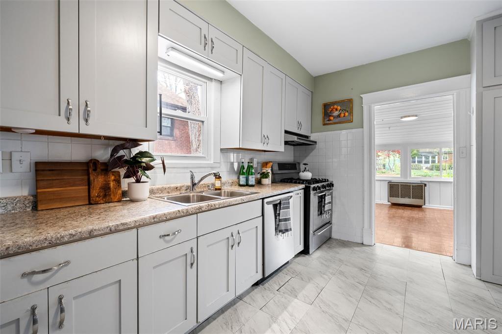 Balsons Of Shaftesbury Heights - Residential