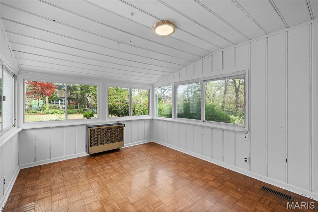 Balsons Of Shaftesbury Heights - Residential