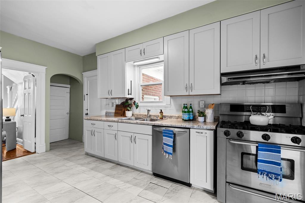 Balsons Of Shaftesbury Heights - Residential