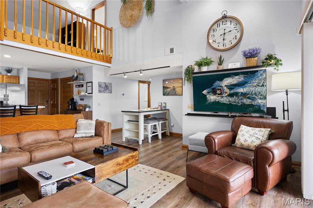 Pelican Bay Condo - Residential