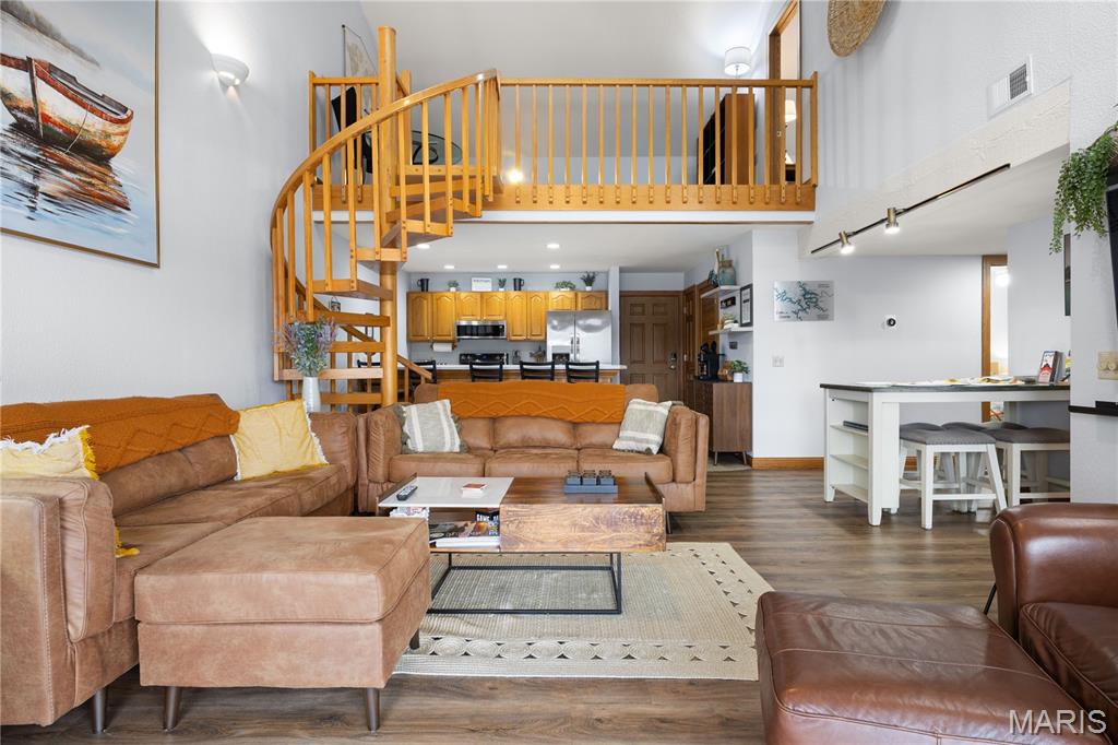 Pelican Bay Condo - Residential