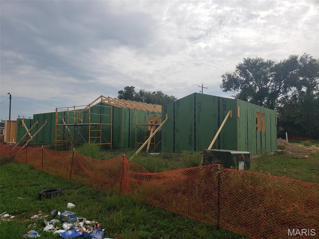 Pages 02 West Add - Residential