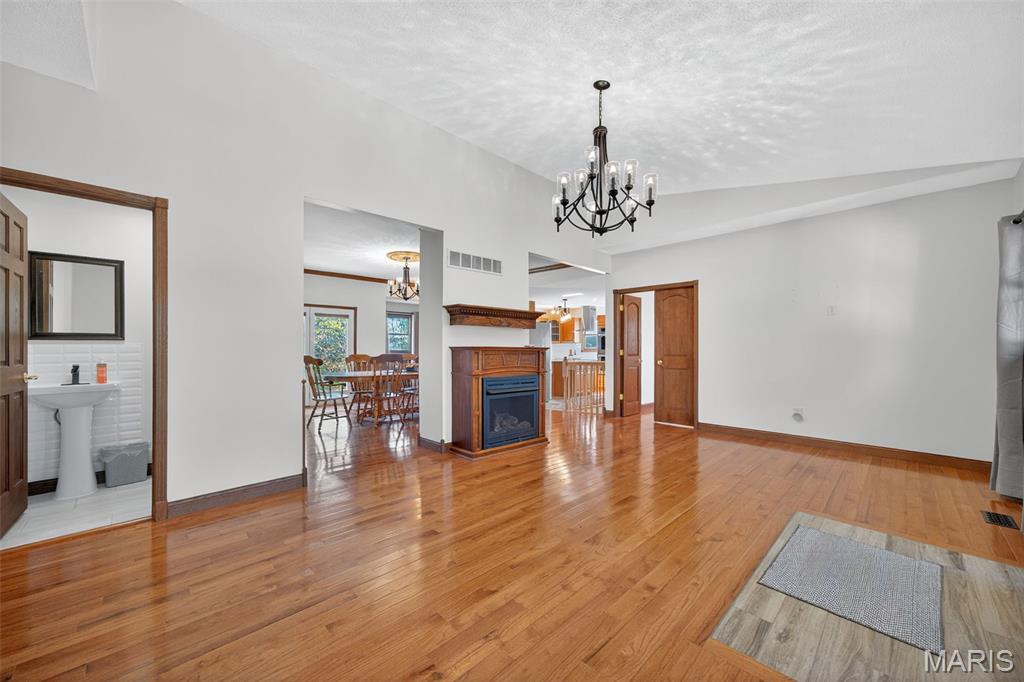 Foley, Missouri 63347, United States, 3 Bedrooms Bedrooms, ,2 BathroomsBathrooms,Residential,Coming Soon,233825