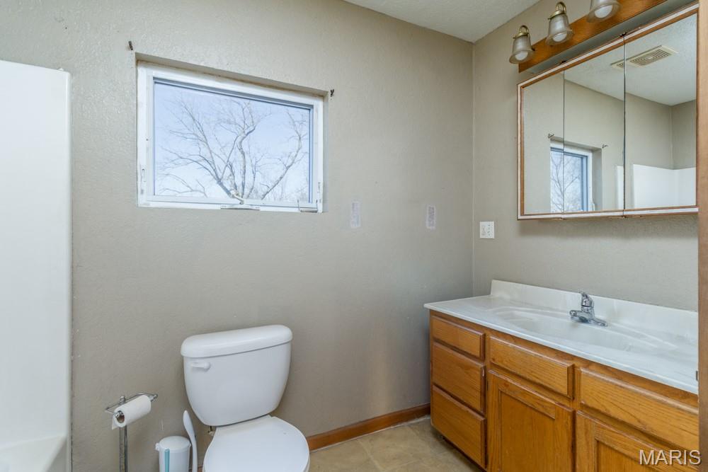 Lebanon Acreage - Residential