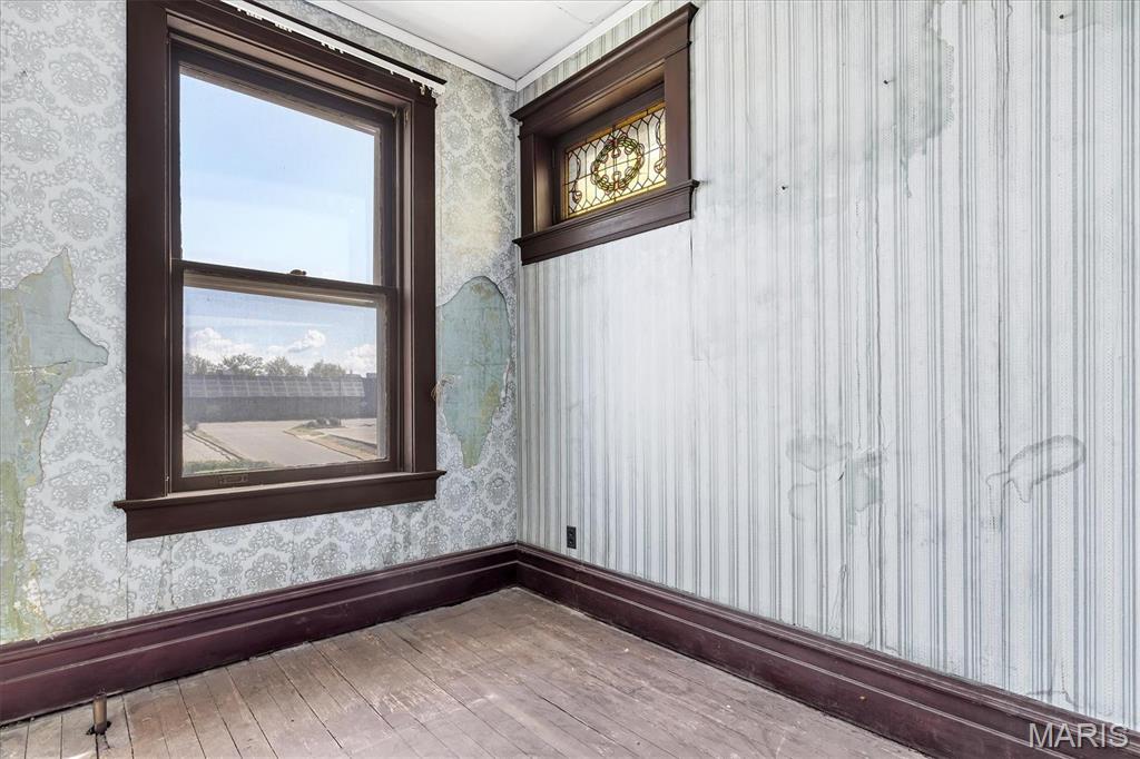 Dunnica Add - Commercial Sale