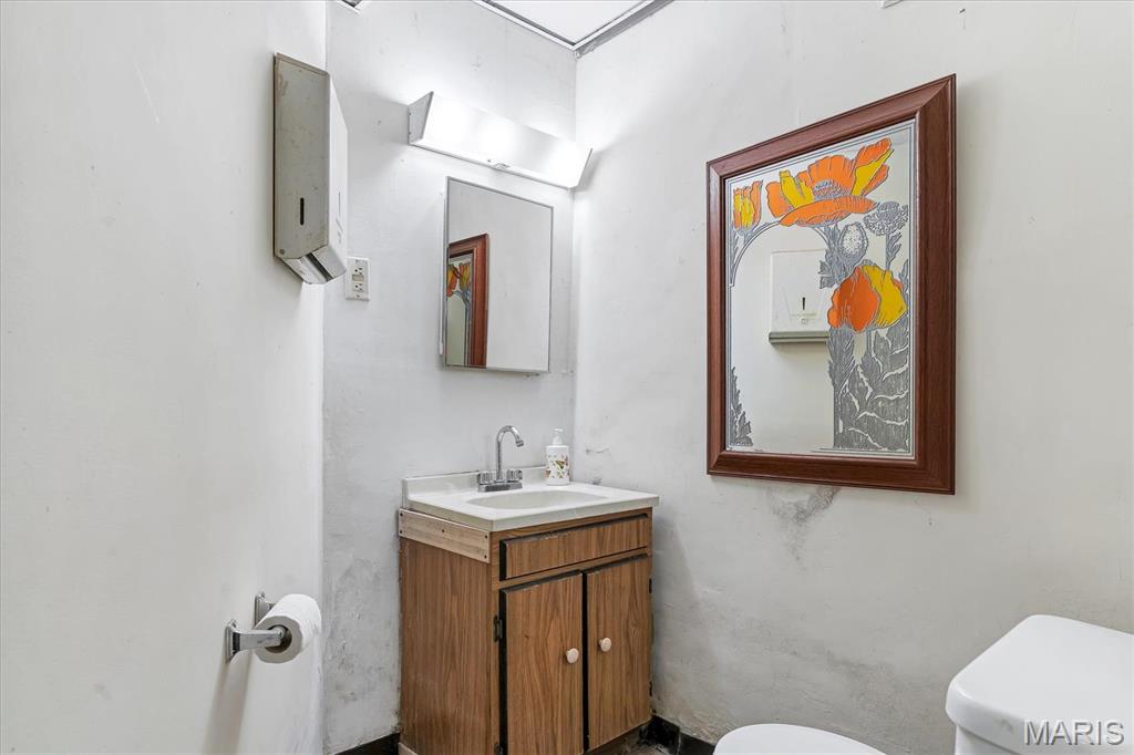 Dunnica Add - Commercial Sale