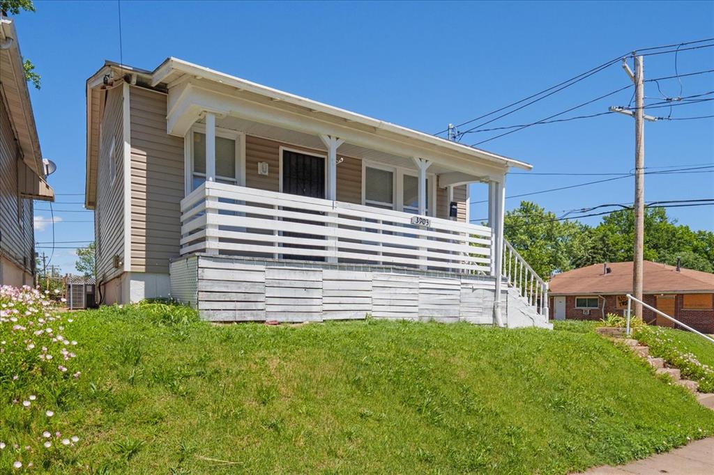 St Louis, Missouri 63116, United States, 3 Bedrooms Bedrooms, ,1 BathroomBathrooms,Residential,Active,134714