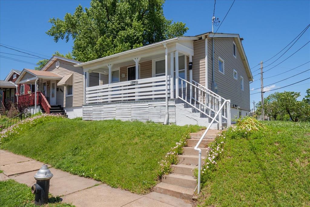 St Louis, Missouri 63116, United States, 3 Bedrooms Bedrooms, ,1 BathroomBathrooms,Residential,Active,134714