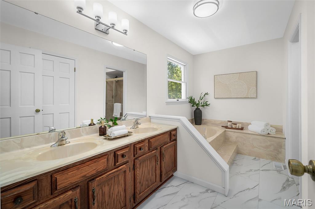 Hunters Pointe - Residential