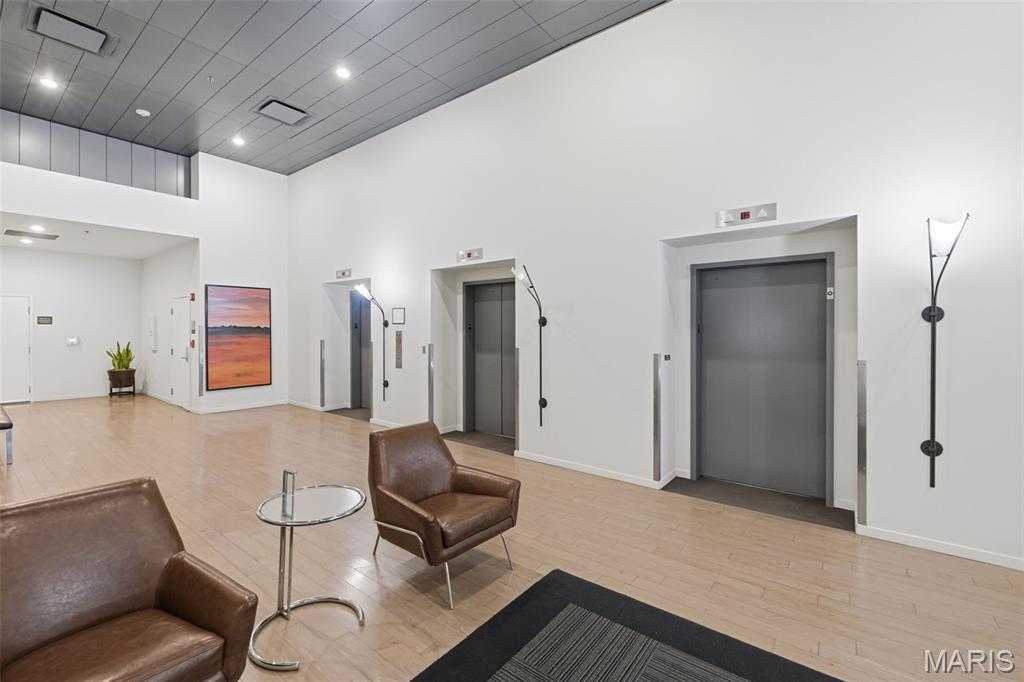 Syndicate Bldg Condos Suppleme - Residential