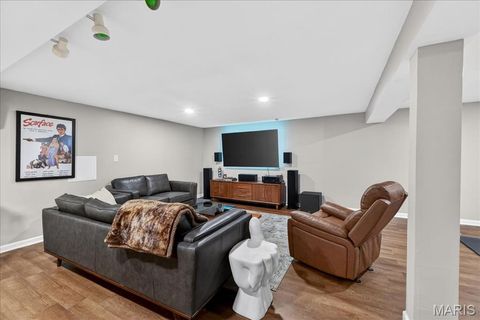 Tiny photo for 13290 Kenroyal Drive, St Louis, MO 63131 (MLS # 26000021)