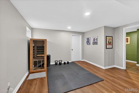 Tiny photo for 13290 Kenroyal Drive, St Louis, MO 63131 (MLS # 26000021)