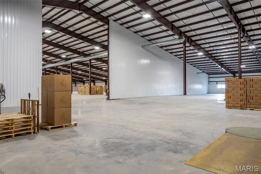 New Haven Indust Park - Commercial Lease