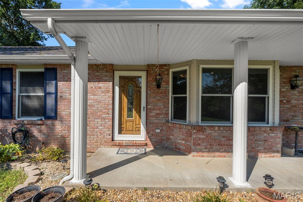 Photo of 221 Bella Oaks Lane, Jackson, MO 63755 (MLS # 26057359)
