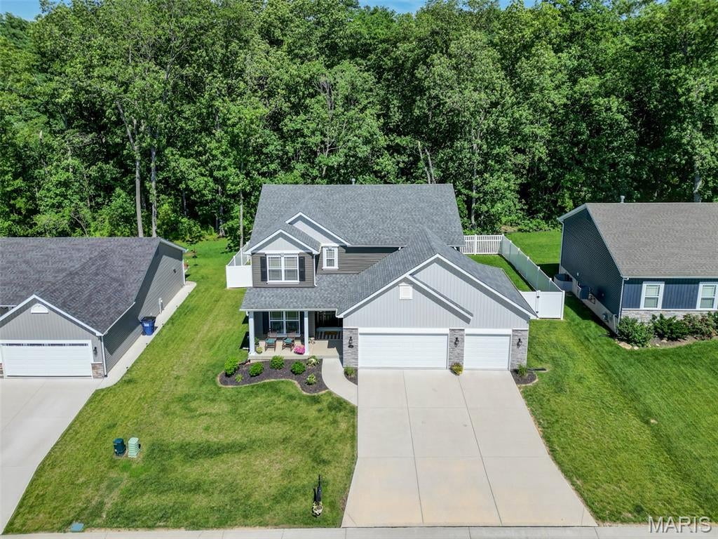 588 Lakewood Drive