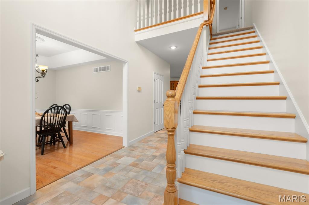 8 Riverchase Drive