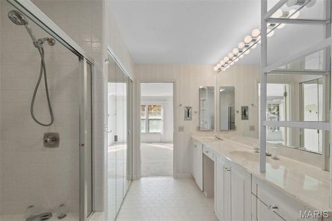 Tiny photo for 330 Morristown Court, Chesterfield, MO 63017 (MLS # 25073914)