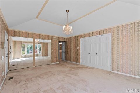 Tiny photo for 330 Morristown Court, Chesterfield, MO 63017 (MLS # 25073914)