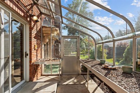 Tiny photo for 330 Morristown Court, Chesterfield, MO 63017 (MLS # 25073914)