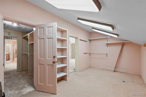 Tiny photo for 330 Morristown Court, Chesterfield, MO 63017 (MLS # 25073914)