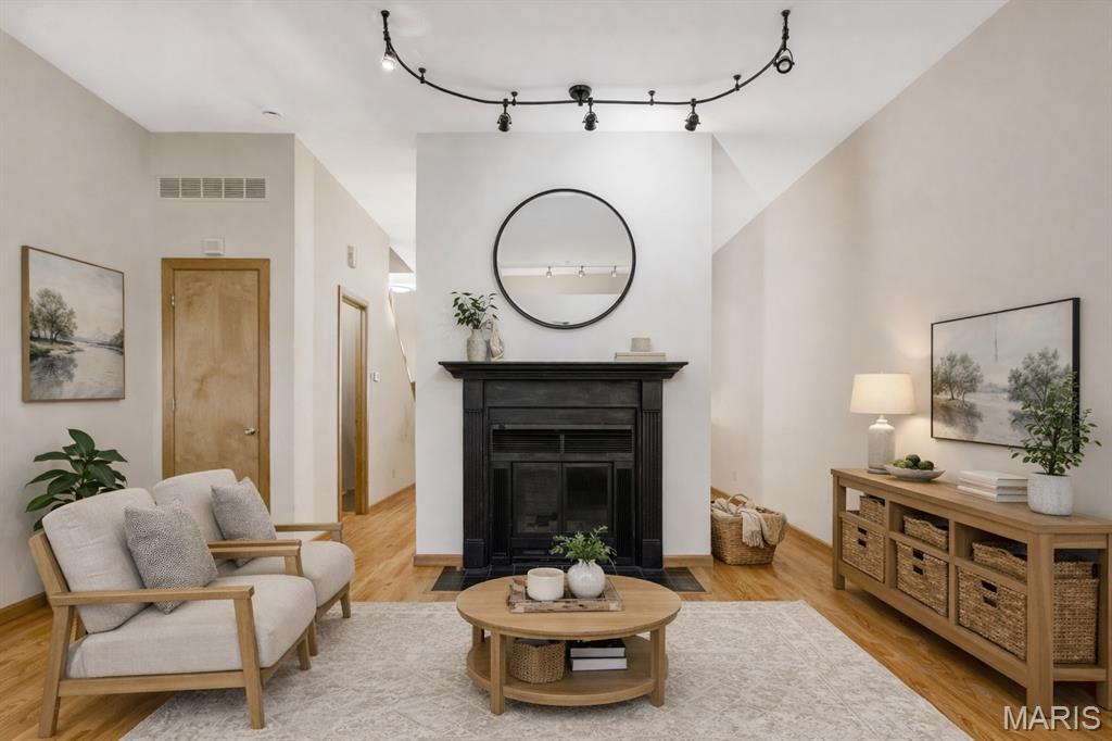 Conners 21 - Residential