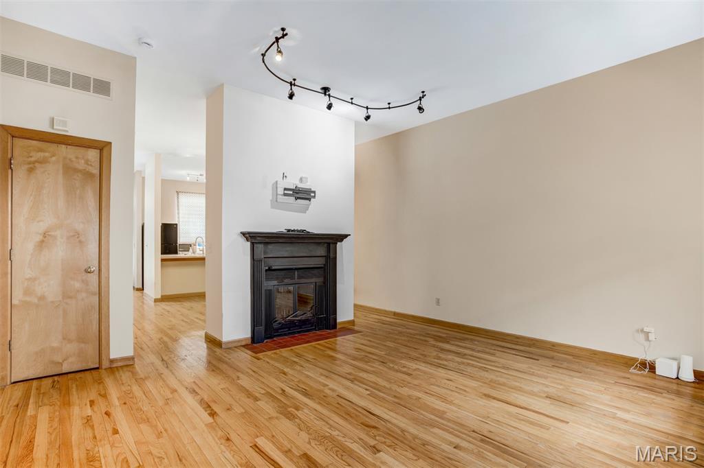 Conners 21 - Residential