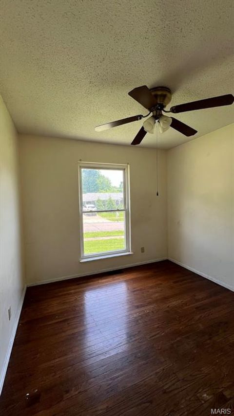 Tiny photo for 11747 Vizcuya Court, Florissant, MO 63033 (MLS # 26030367)