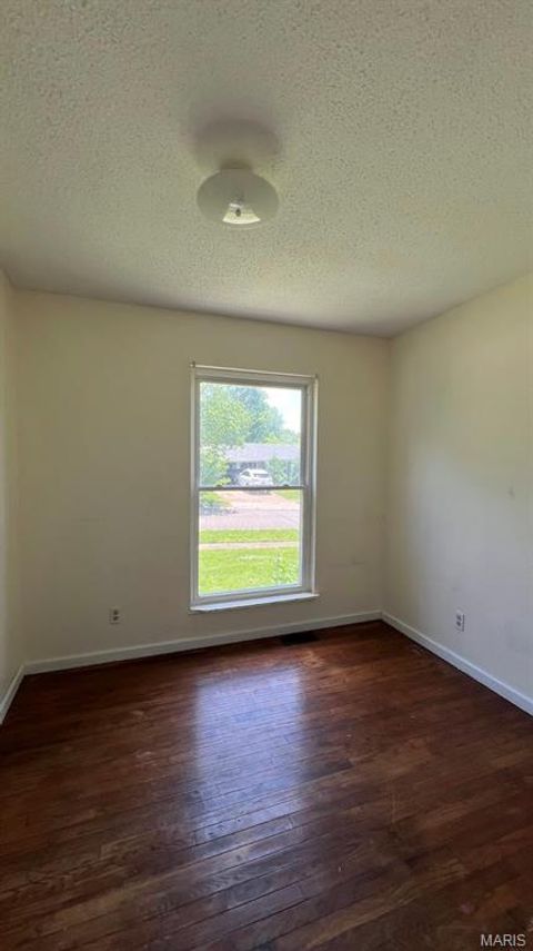 Tiny photo for 11747 Vizcuya Court, Florissant, MO 63033 (MLS # 26030367)