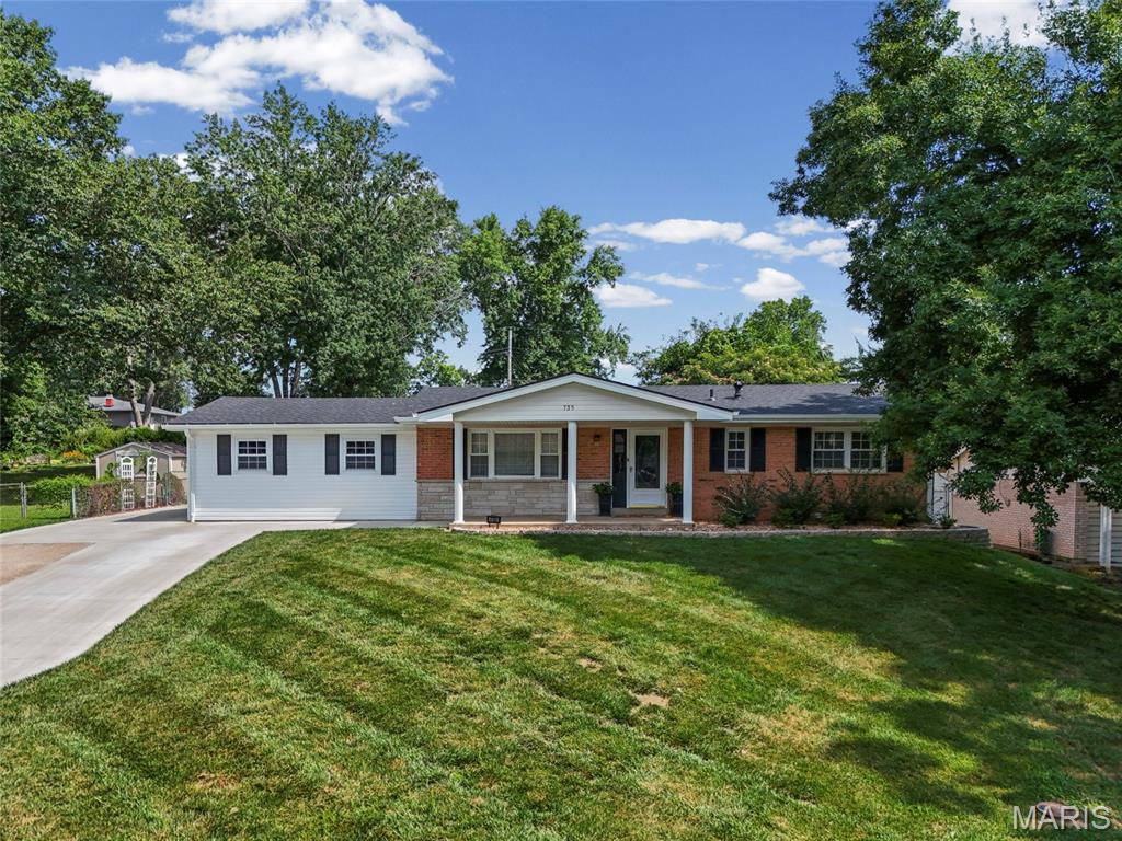 735 Montbrook Drive