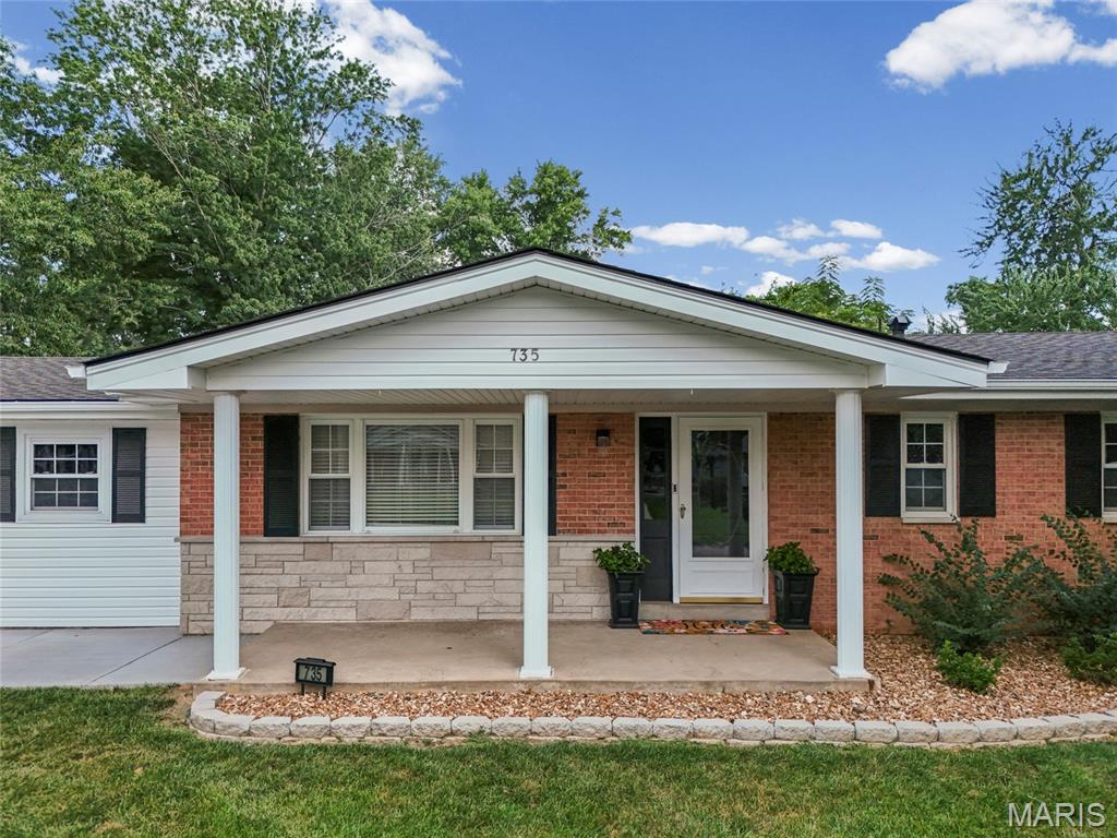 735 Montbrook Drive