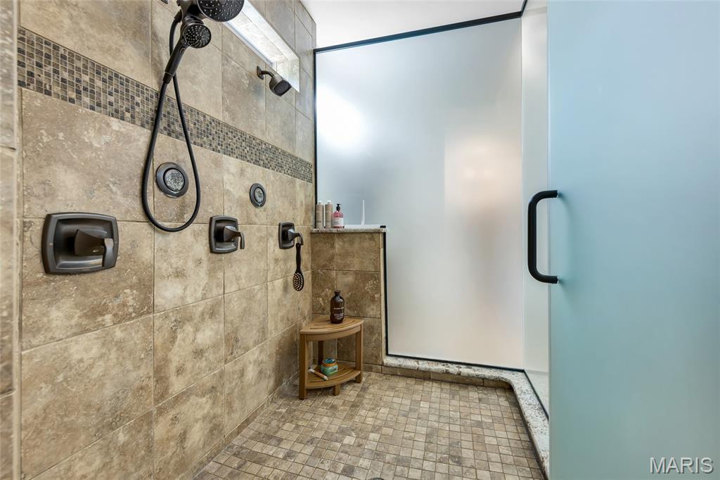 Linden Grove Lane - Residential
