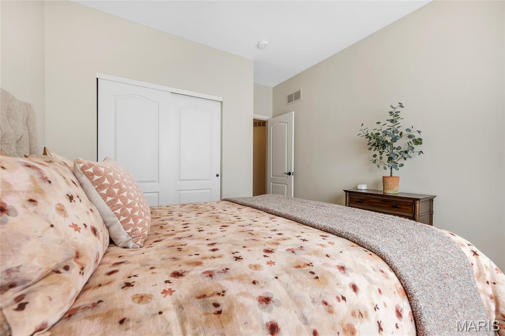 Linden Grove Lane - Residential