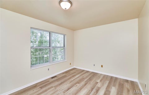 Tiny photo for 61 Woodlake Court, Lake Saint Louis, MO 63367 (MLS # 26059026)