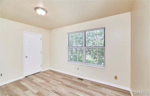 Tiny photo for 61 Woodlake Court, Lake Saint Louis, MO 63367 (MLS # 26059026)