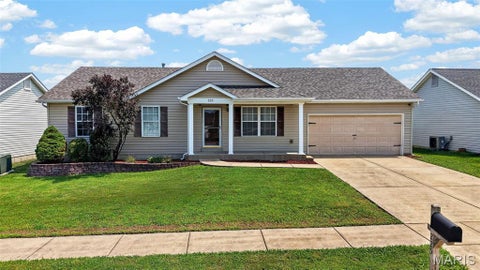 Photo of 225 Brookstone Creek Drive, Wentzville, MO 63385 (MLS # 26051060)
