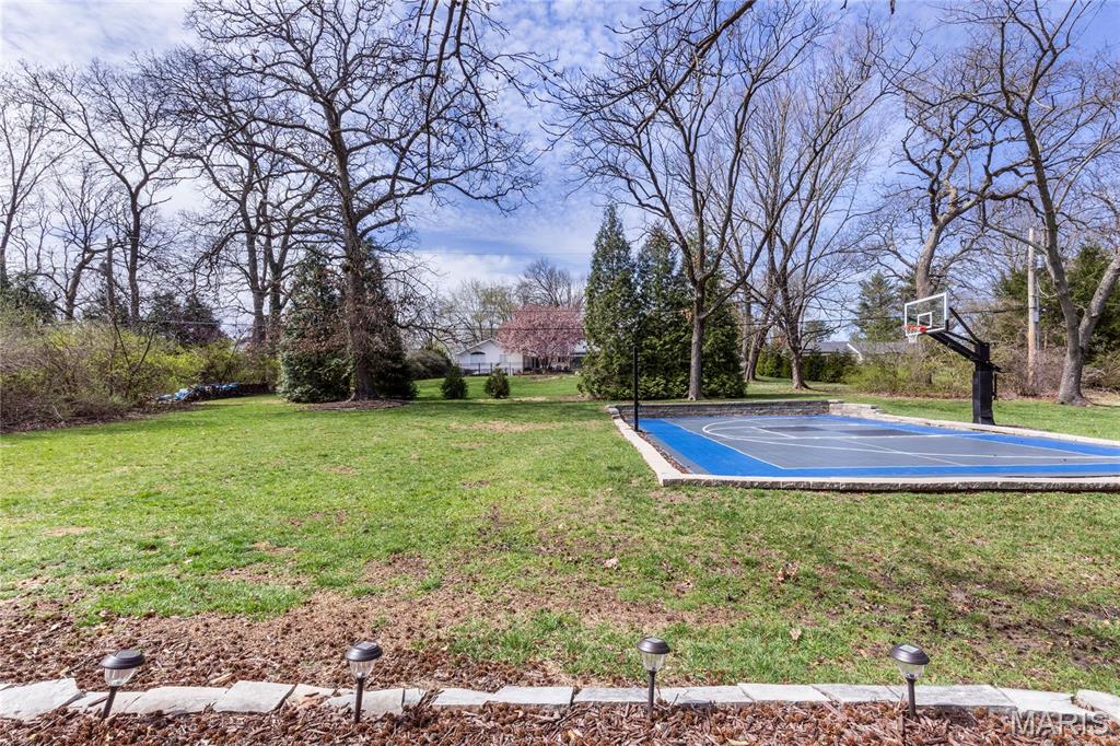 Oak Park Estate - Residential