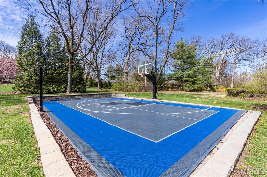 Oak Park Estate - Residential